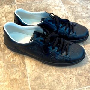 Mens Gucci sneakers